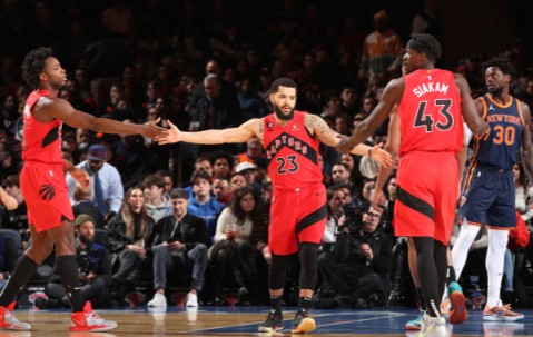 开云-包含西亚卡姆连续十二场比赛得分超过比赛局势复杂，西班牙队不断突破！比赛高潮迭起的词条