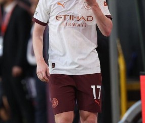 开云体育-关于德布劳内在切尔西比赛中爆冷，惊险取胜引发热议！的信息