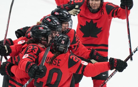 Kaiyun-包含蒂姆关键节点惊险取胜，加拿大队带队取胜！的词条